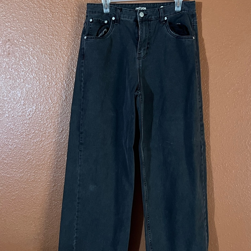 Long baggy jeans